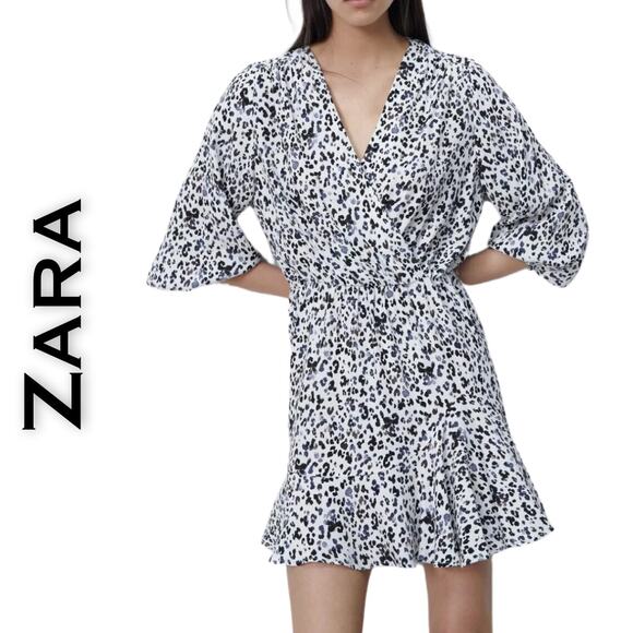Zara Minidress Medium Leopard Print White Black Gray Ruffled V-Neck 3/4 Sleeve - Picture 1 of 11